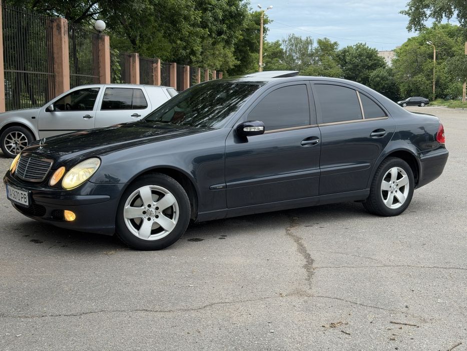 Mercedes E270 W211 2003