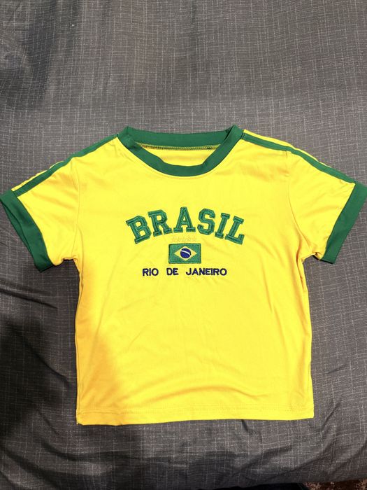 Продам футболку з принтом BRASIL жіноча