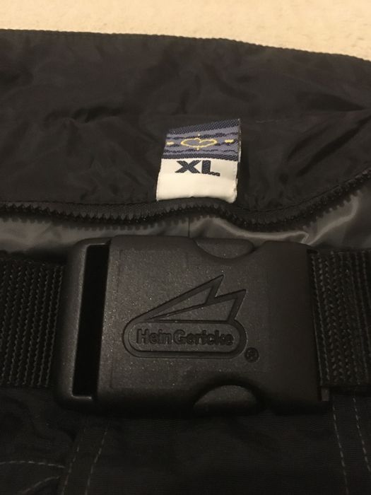 Calças para andar de moto marca Hein Gericke