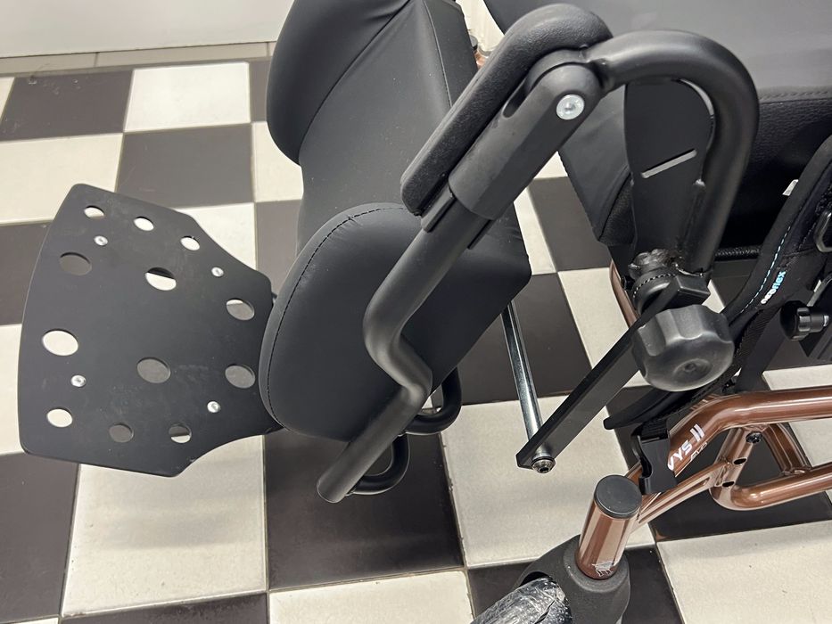 NOWY  inwalidzkI INOVYS II EVO_specjalny, WÓZEK  Vermeiren