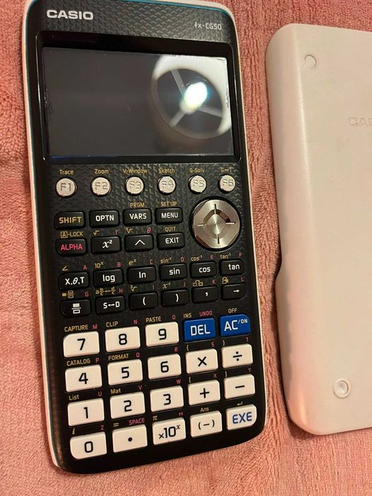 Calculadora Gráfica Casio fx-CG50 – Excelente Estado