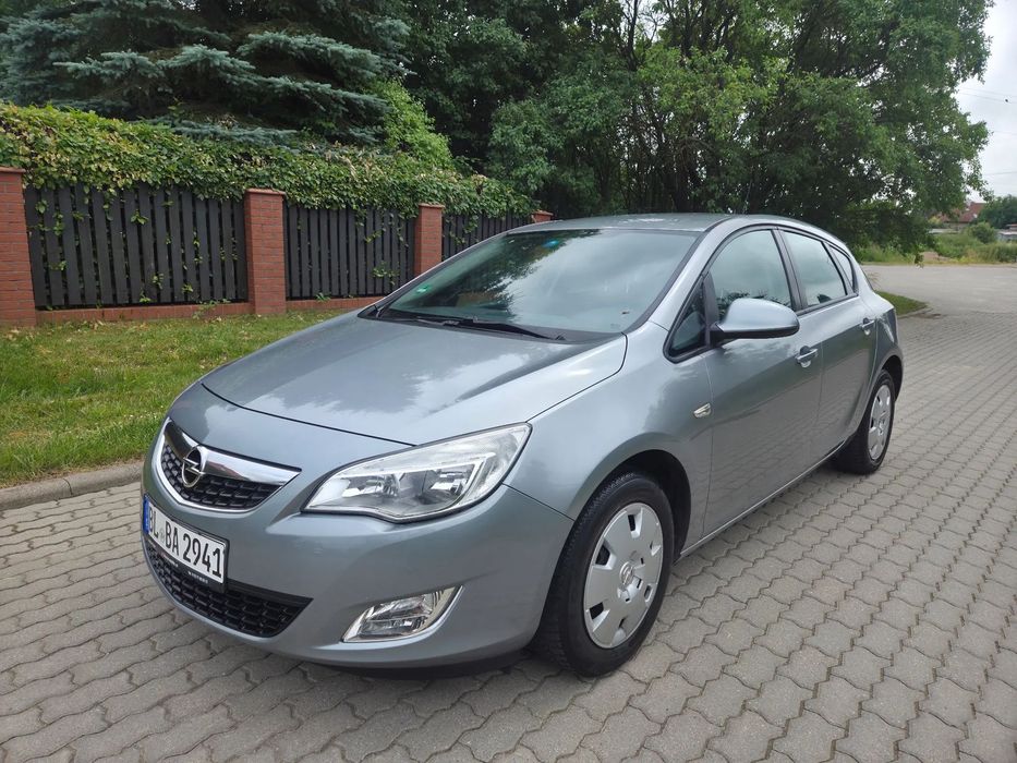 Opel Astra 1.6EcoTec 115KM | Manual | Klima | Tempomat | z Niemiec