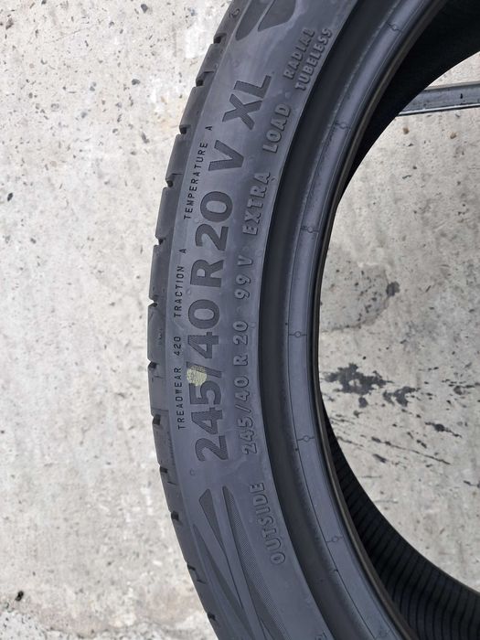 Резина літо 99% протектор Continentаl 245/40 R20Eco Contact 6Q
