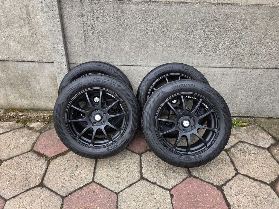 205/55R16 Uniroyal RainSport5 + Felgi Adavan