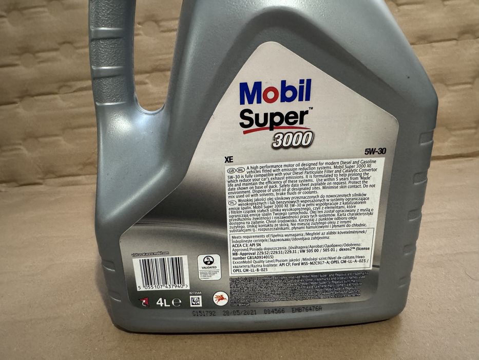 Olej mobil super 3000 5W-30  + płyn do chłodnic Glixol R