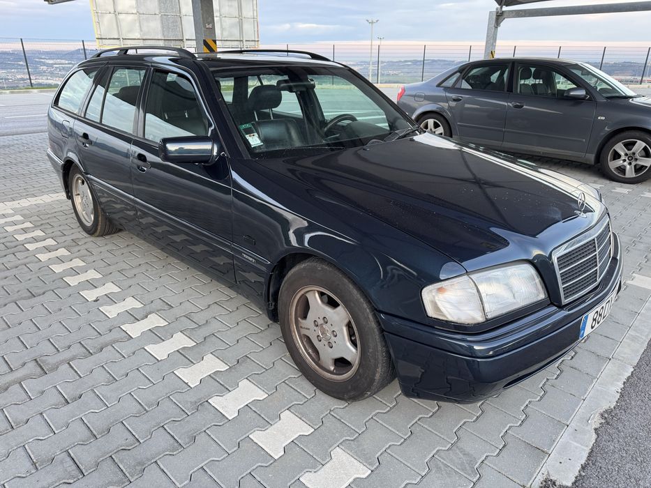 Mercedes-benz C230