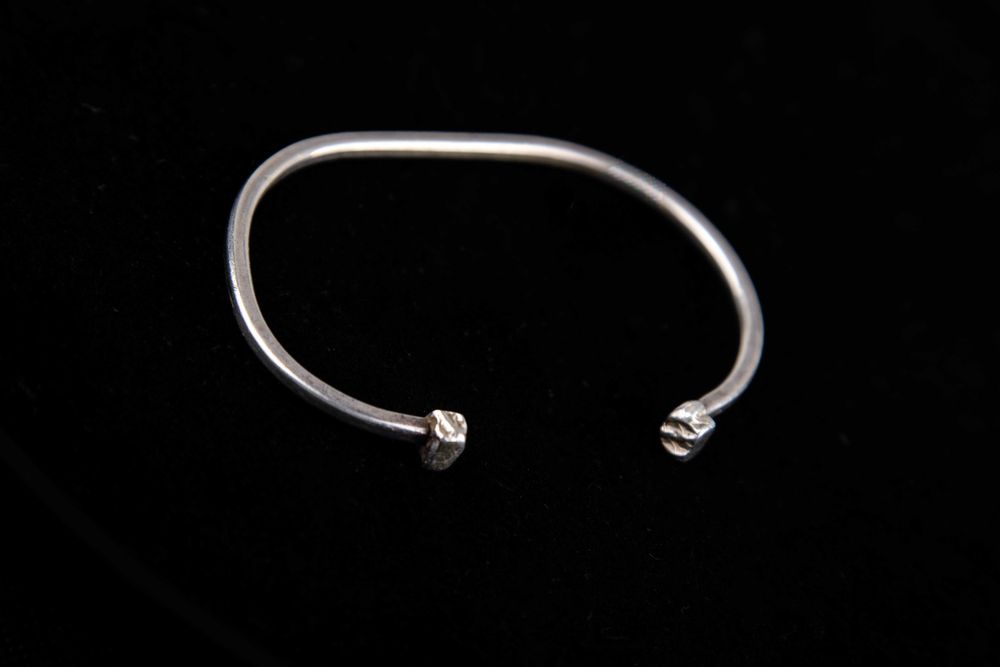 Pulseira Rígida Aberta em Prata 925