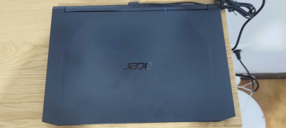 Portátil gaming Acer Nitro 5 Ryzen 7 GTX 1650