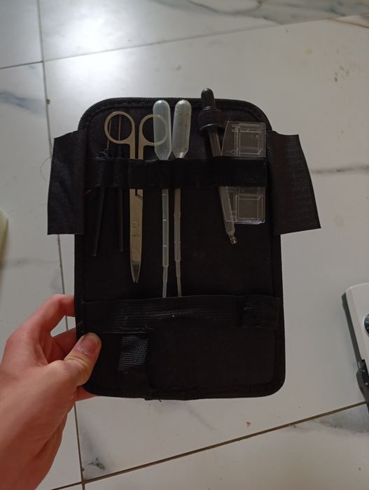 Zestaw laboratoryjny z mikroskopem opticon