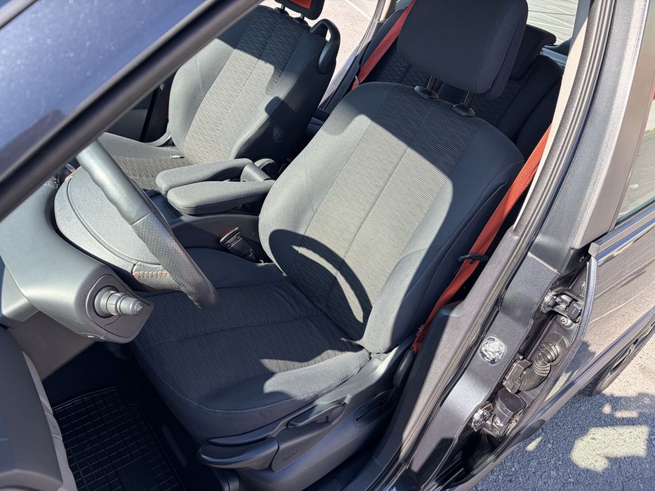 Продам Renault Scenic 1.5D 2008