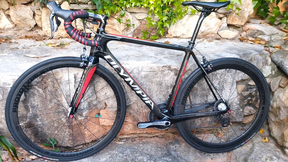 Olympia Carbono | Shimano Dura.ace Di2 T54 

Trek Madone  | Shi