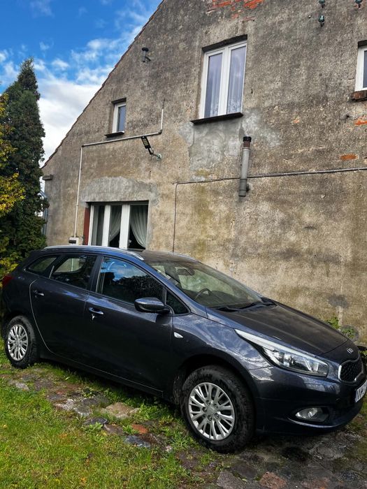 Kia ceed 2 1.6 CRDI 2012 (Uszkodzony)