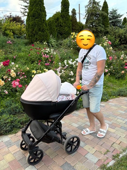 Продам коляску Richmond Mirello 2в1