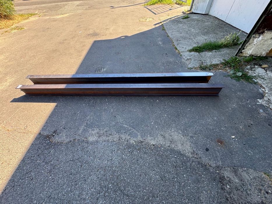 Dwuteownik metalowy