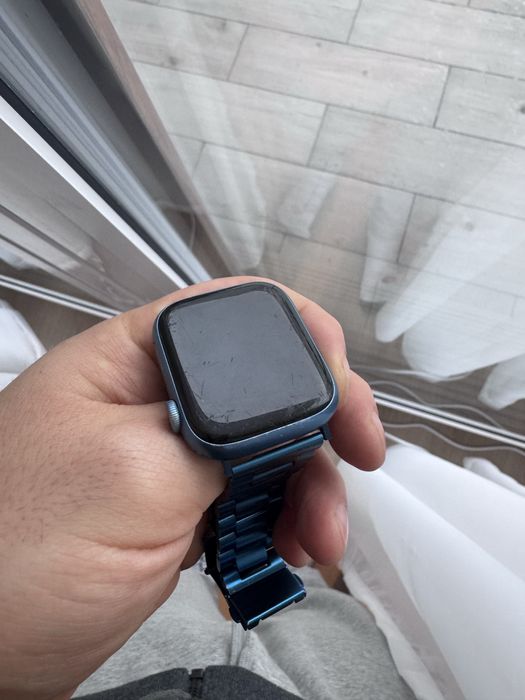 Apple Watch Series 7 45mm,nie 41(GPS + Cellular)