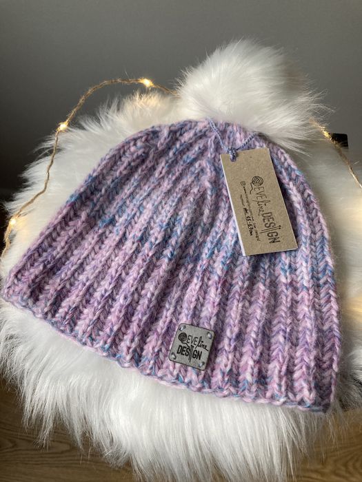Ciepła czapka zimowa z pomponem - handmade