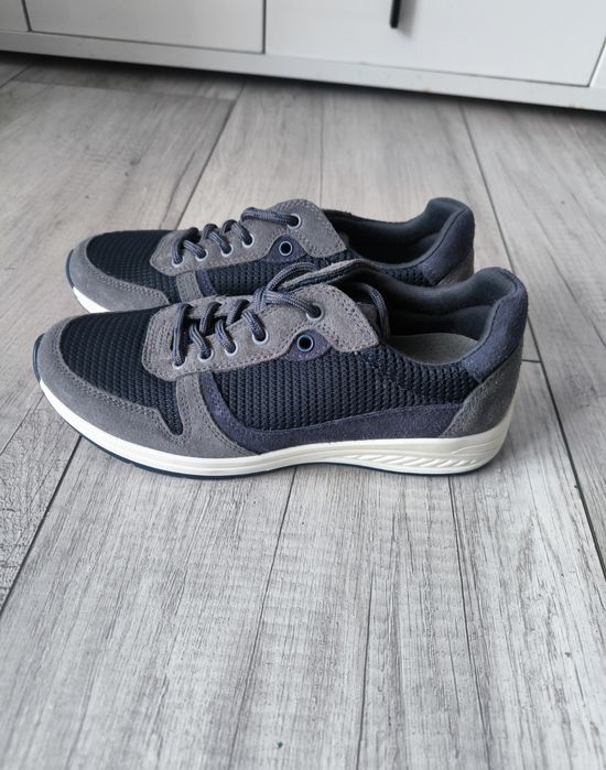 Buty sportowe MON Wojas
