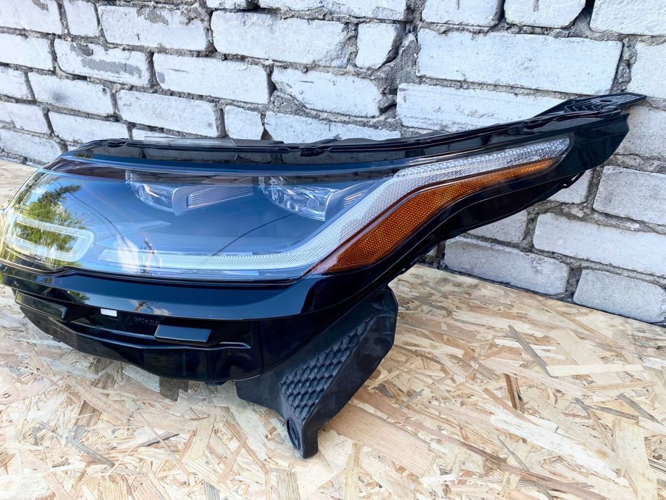 Фари VELAR 560L права L8A2-13W029-FA ліва L8A2-13W030-FA Оригінал США Розборка Велар