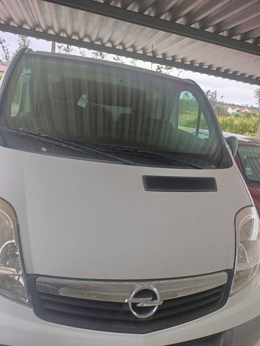 Carrinha Opel Vivaro 2000cc com 114868 km