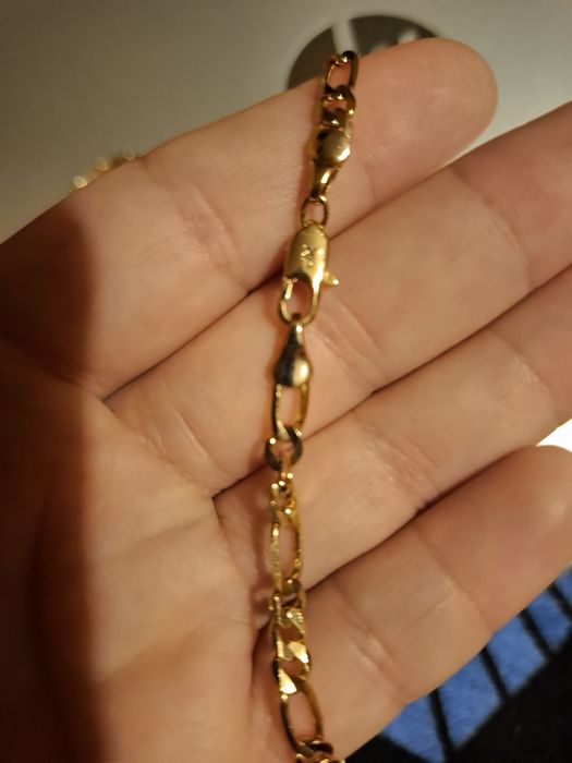 Vendo colar banhado a ouro com marca xp