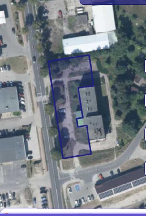 2 Lokale usługowo- handlowe lub 6 mieszkań  z parkingiem