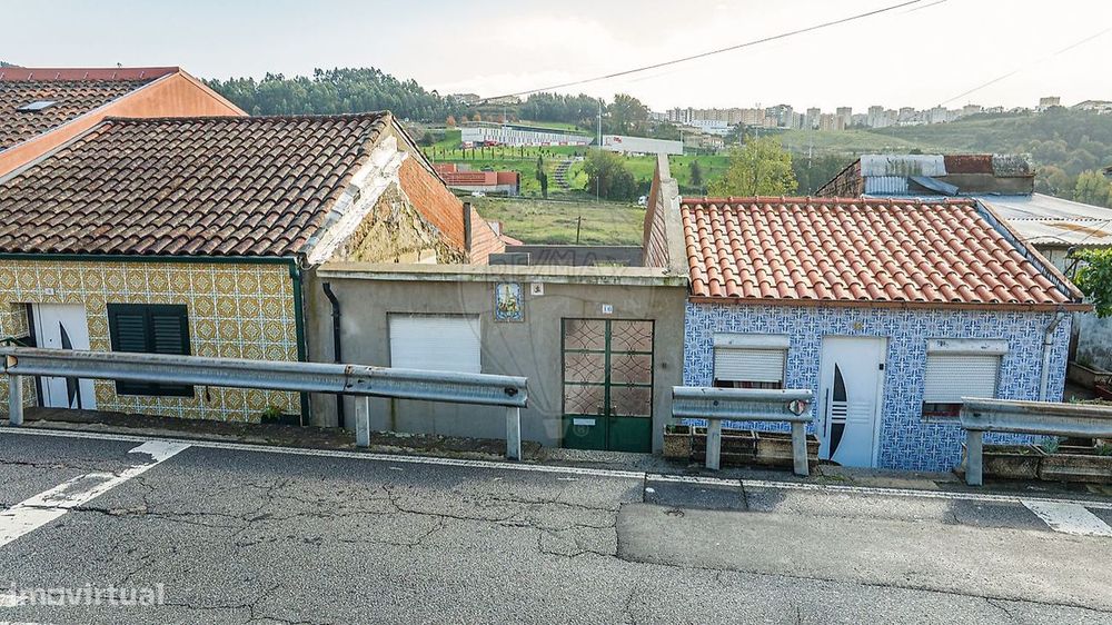 Moradia T2 para venda