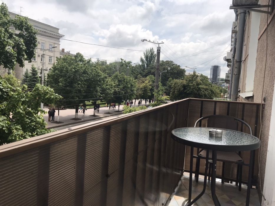 Сдам квартиру Люкс посуточно центр