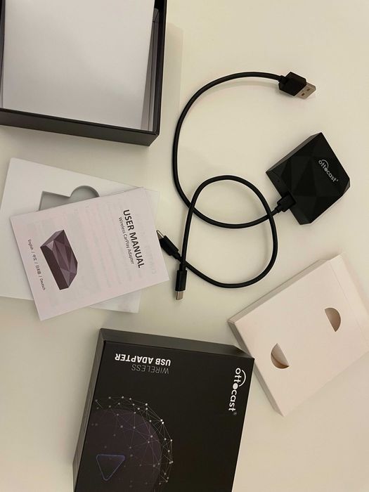 Adapter bezprzewodowy Apple CarPlay Ottocast