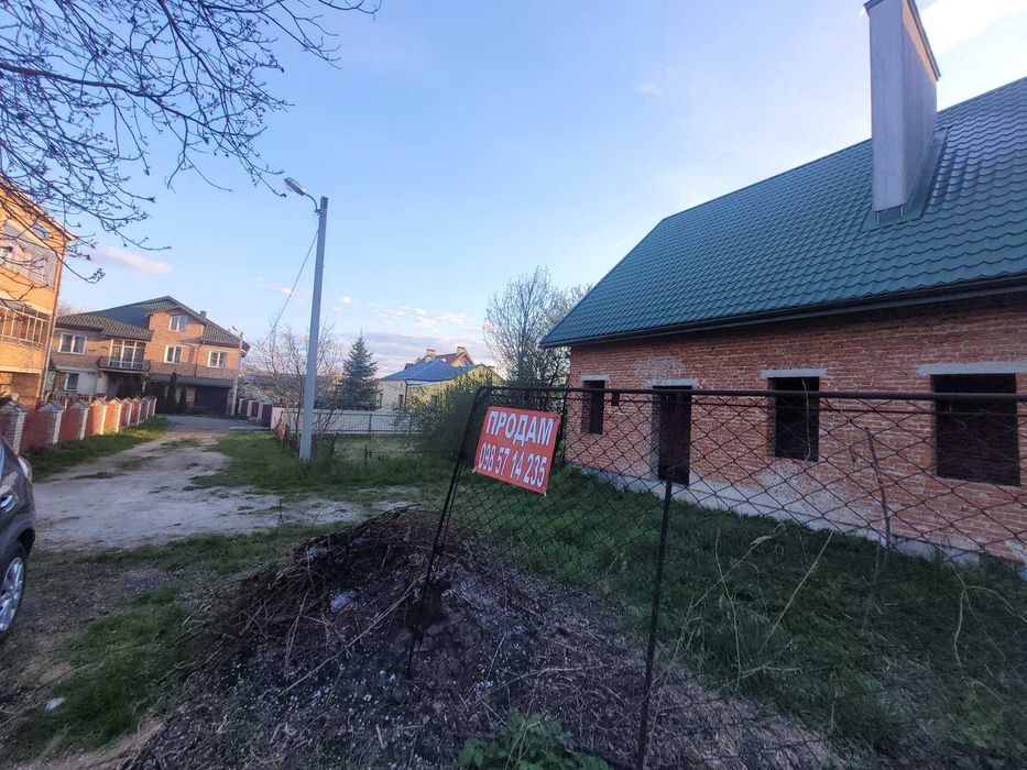 половина будинку та земельна ділянка 2,56 сот., м. Винники - Вид 2
