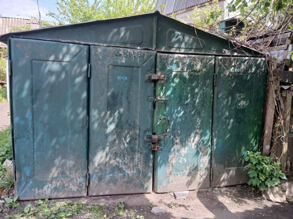 Продам гараж металевий, розбірний ,700 дол