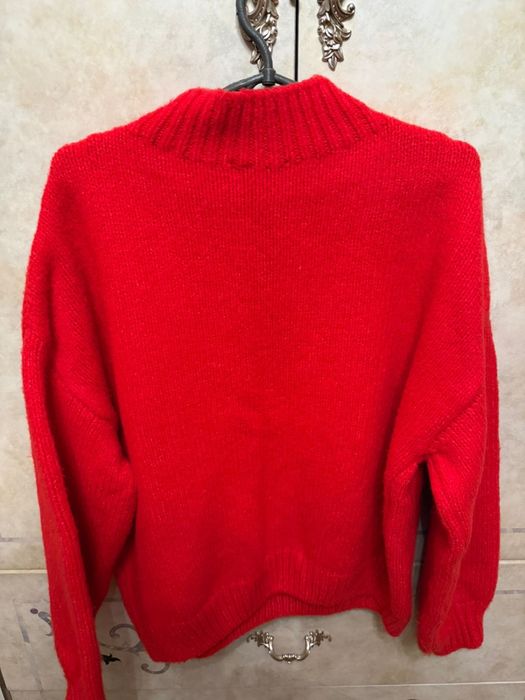 Червоний жіночий светр Leman