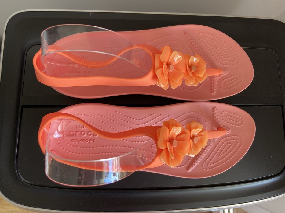 Japonki sandały Crocs Serena  Embellish Flip r.  41/42 W10
