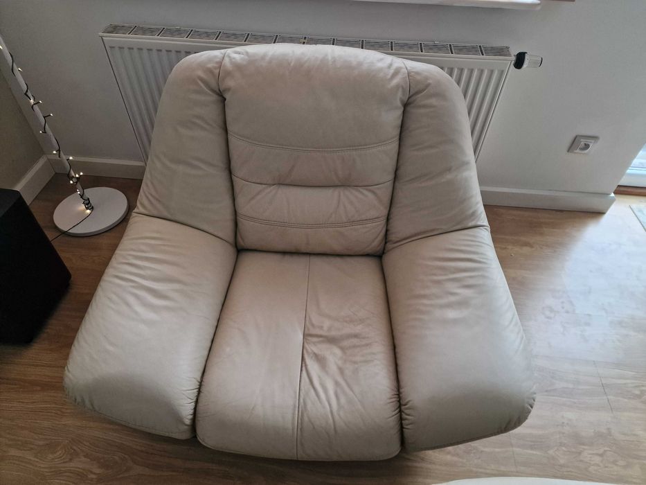 Kanapa i fotel do salonu - skóra ekologiczna