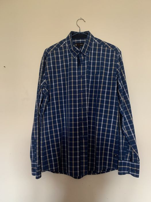 Camisas Giovani Gali.