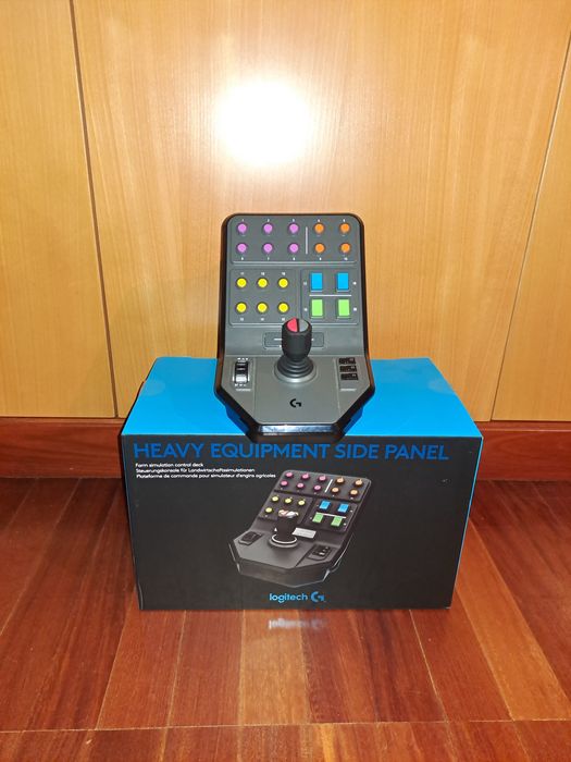 Logitech Heavy equipment side panel