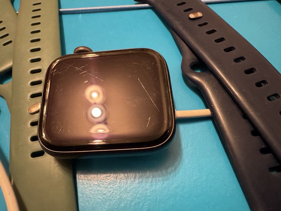 Zegarek AppleWatch seria 6 44mm
