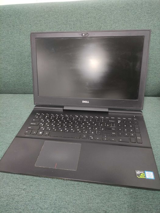 Dell Inspiron 7567 i7-7700HQ/ ram 32 gb/ ssd 250