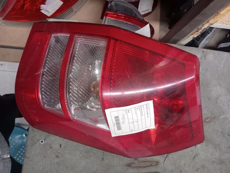 Farolim stop direito Dodge Caliber 06 - / 04805966