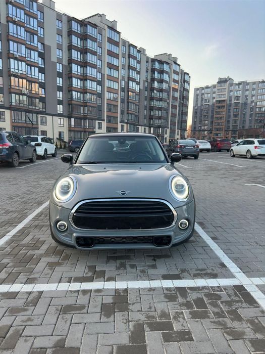 ТЕРМІНОВО продам авто