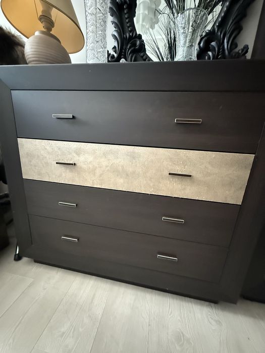 Zestaw mebli do sypialni lub salonu szafa komoda black red white