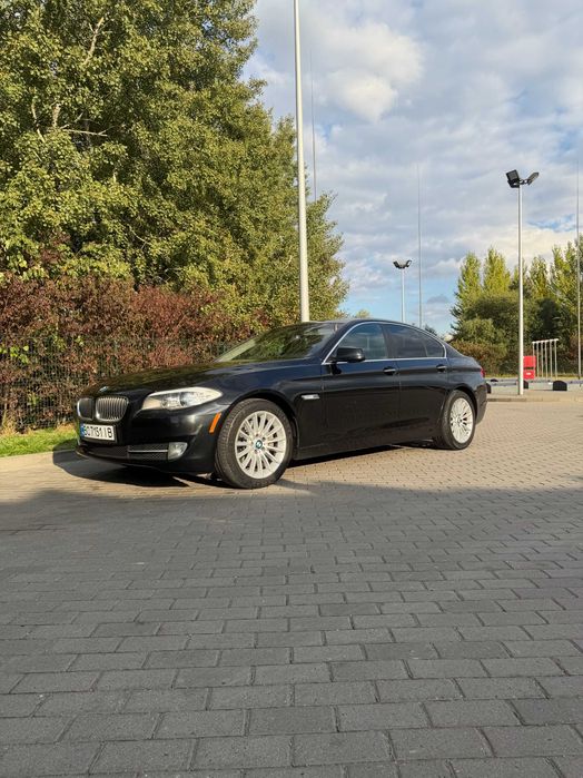 BMW 5 Series 2011