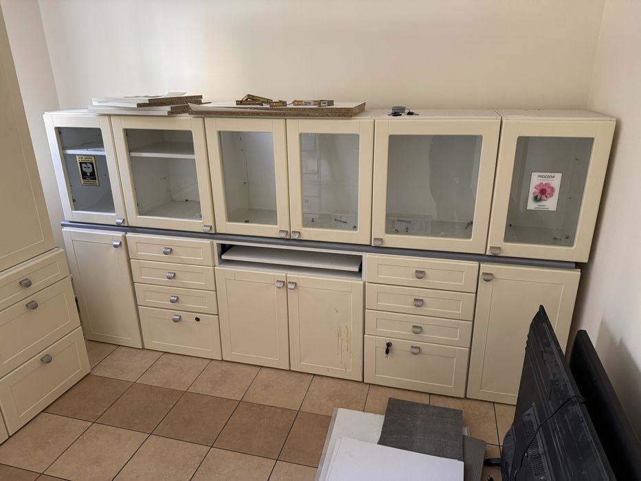 meble gabinetowe szafki witryny zestaw
