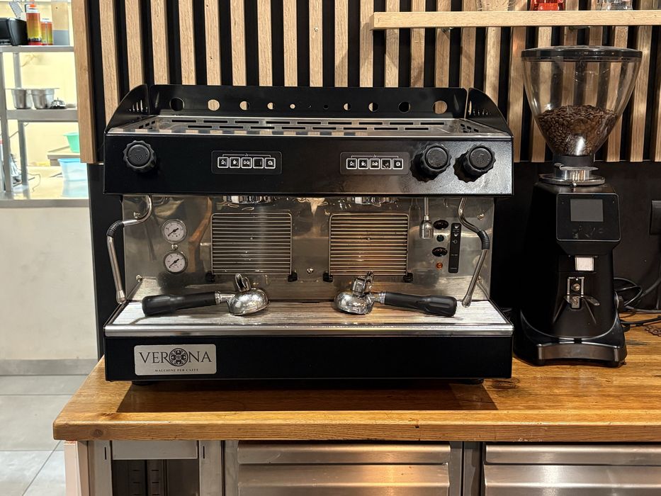 Sprzedam expres kolbowy wraz z mlynkiem !!