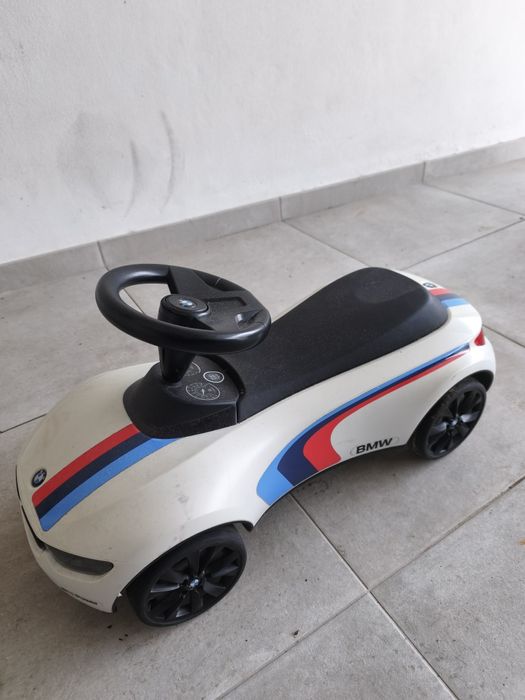 Carro Infantil sem Pedais