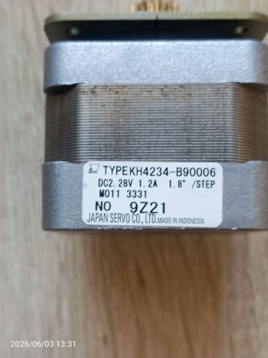 Silnik krokowy kh4234-b90006