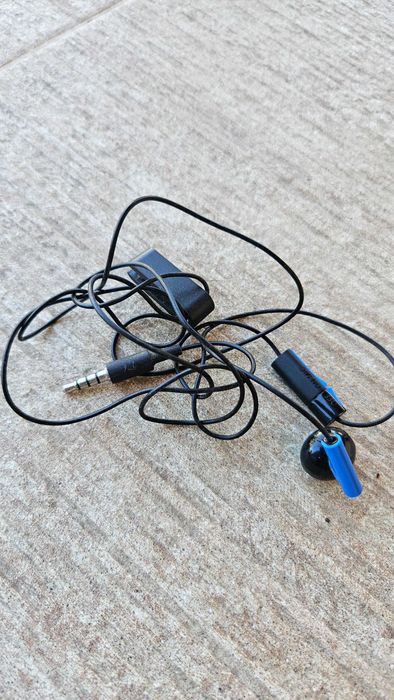 Câmara + Microfone + Fones Philips SPC500NC