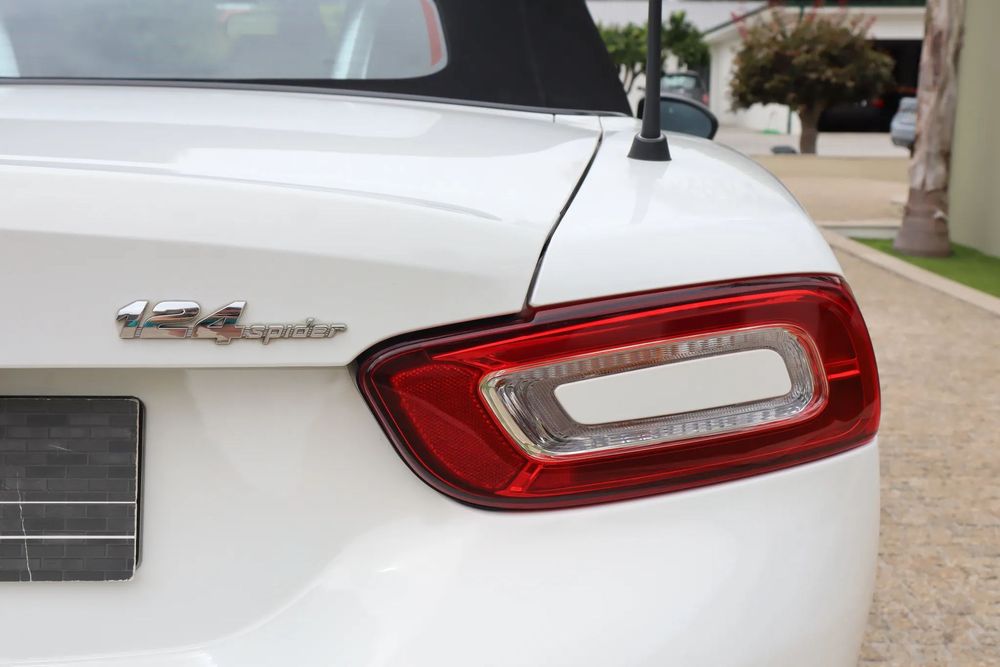Fiat 124 Spider 1.4 T Multiair Lusso