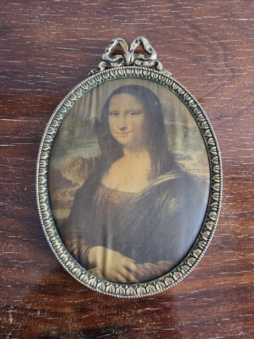 Moldura vintage em latão