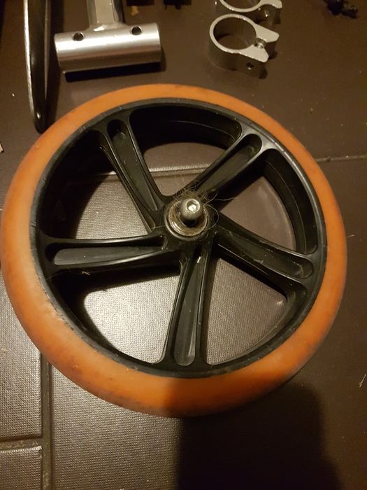 Duże Koła  20 cm do hulajnogi podest gripy rączki i inne części