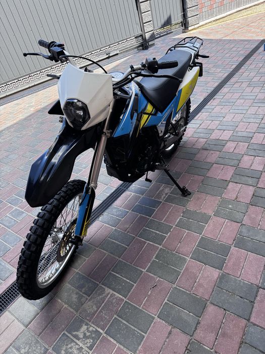 Мотоцикл Lifan kpx 250. Ліфан кпх 250.